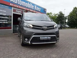 Grau Gebraucht 2019 Toyota Proace Verso Comfort Kombi | 26.900 € (Superpreis)