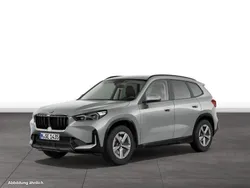 Spacesilber metallic Gebraucht 2024 BMW X1 Shadowline SUV | 39.904 € (Fairer Preis)