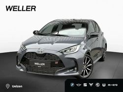 Ash grey (grau) Neu 2025 Toyota Yaris Hybrid Sport Kleinwagen | 29.790 € (Fairer Preis)