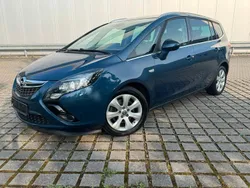 Blau Gebraucht 2016 Opel Zafira Van / Kleinbus | 9.300 €