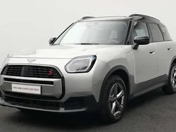 Grau Gebraucht 2024 Mini Countryman Classic SUV | 39.276 € (Superpreis)