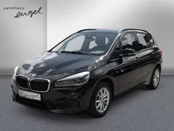 Saphirschwarz metallic Gebraucht 2019 BMW 218 Active Tourer Advantage Van / Kleinbus | 22.989 € (Teuer)