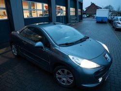 Grau Gebraucht 2009 Peugeot 207 CC Cabrio | 3.500 € (Fairer Preis)