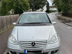 Silber Gebraucht 2006 Mercedes A180 Classic Van / Kleinbus | 3.850 € (Teuer)