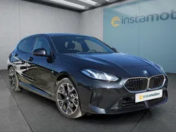 Schwarz Gebraucht 2025 BMW 120 Kleinwagen | 35.549 € (Fairer Preis)