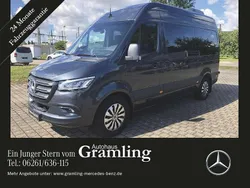 Grau Gebraucht 2024 Mercedes Sprinter Van | 77.999 €