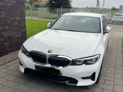 Schwarz Gebraucht 2019 BMW 320 Sport Line Limousine | 27.500 € (Teuer)