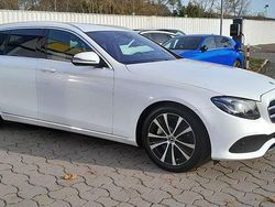 Weiß Gebraucht 2019 Mercedes E350 Avantgarde Kombi | 33.300 € (Fairer Preis)