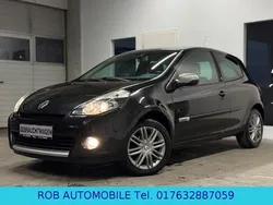Schwarz Gebraucht 2011 Renault Clio III Night&Day Kleinwagen | 5.299 € (Fairer Preis)