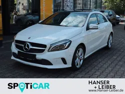 Weiß Gebraucht 2018 Mercedes A180 Urban Limousine | 16.990 € (Fairer Preis)