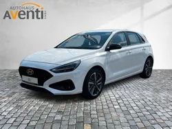 Atlas white uni Neu 2024 Hyundai i30 Advantage Limousine | 23.448 € (Guter Preis)
