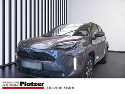Grau Gebraucht 2024 Toyota Yaris Cross Team SUV | 32.980 € (Teuer)
