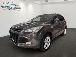 Grau Gebraucht 2016 Ford Kuga Titanium SUV | 17.880 € (Fairer Preis)