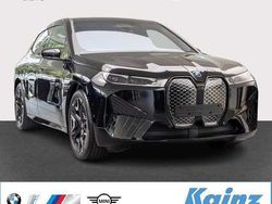 Black sapphire metallic Gebraucht 2025 BMW iX Performance SUV | 99.890 €