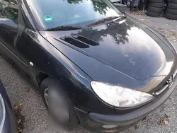 Schwarz Gebraucht 2006 Peugeot 206 Limousine | 399 € (Superpreis)