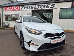 Weiß Neu 2025 Kia Ceed Kleinwagen | 23.600 € (Fairer Preis)