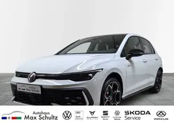 Weiß Neu 2025 VW Golf VIII GTI Limousine | 57.075 €