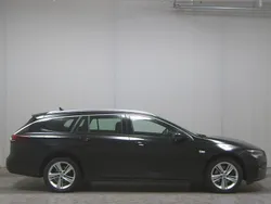 Schwarz Gebraucht 2022 Opel Insignia Business Kombi | 13.380 € (Guter Preis)