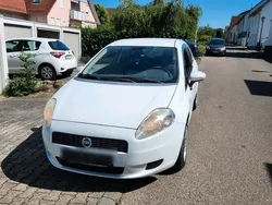 Weiß Gebraucht 2006 Fiat Grande Punto Kleinwagen | 800 € (Guter Preis)