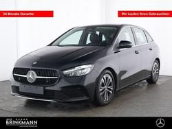 Lack kosmosschwarz Gebraucht 2024 Mercedes B180 Progressive Van / Kleinbus | 29.990 € (Guter Preis)