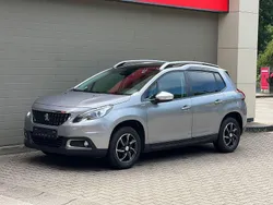 Grau Gebraucht 2018 Peugeot 2008 Style SUV | 8.500 € (Guter Preis)