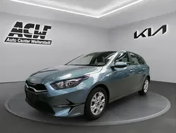 Yucca steel grey Gebraucht 2024 Kia Ceed Vision Limousine | 22.470 € (Guter Preis)