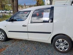 Weiß Gebraucht 2014 Skoda Roomster Abholung | 3.300 € (Guter Preis)