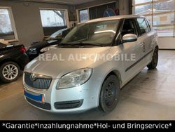 Silber Gebraucht 2008 Skoda Fabia Ambiente Limousine | 5.500 € (Teuer)