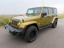 Grün Gebraucht 2007 Jeep Wrangler Unlimited Sahara SUV | 14.490 €