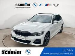 Alpinweiß uni Gebraucht 2021 BMW 330e M Sport Kombi | 28.190 € (Fairer Preis)