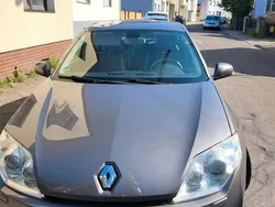Grau Gebraucht 2007 Renault Laguna III Initiale Limousine | 4.450 € (Teuer)