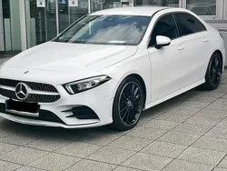 Weiß Gebraucht 2020 Mercedes A250 AMG line Limousine | 29.500 €