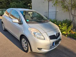 Silber Gebraucht 2008 Toyota Yaris Sol Limousine | 3.800 € (Fairer Preis)