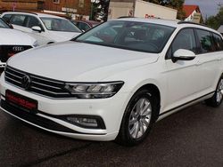 Weiß Gebraucht 2022 VW Passat Basis Kombi | 15.900 € (Fairer Preis)