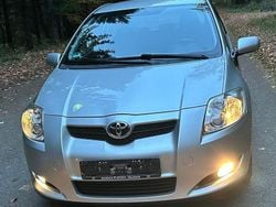 Silber Gebraucht 2008 Toyota Auris Limousine | 3.350 € (Guter Preis)