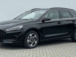 Schwarz / abyssblack Gebraucht 2024 Hyundai i30 Kombi | 26.450 € (Guter Preis)