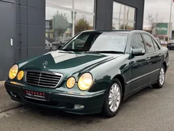 Grün Gebraucht 2001 Mercedes E200 Elegance Limousine | 7.490 € (Teuer)
