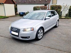 Grau Gebraucht 2005 Audi A3 Limousine | 2.990 € (Fairer Preis)