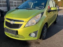 Grün Gebraucht 2010 Chevrolet Spark Kleinwagen | 3.499 € (Teuer)