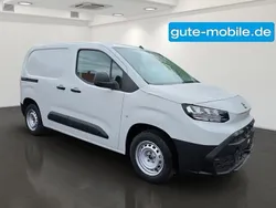 Ice white Neu 2024 Toyota Proace City Van | 19.990 € (Superpreis)