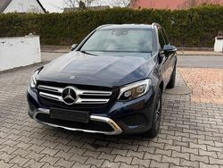Blau Gebraucht 2017 Mercedes GLC350 Exclusive SUV | 30.499 € (Teuer)