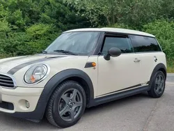 Weiß Gebraucht 2009 Mini One Clubman Kombi | 4.995 € (Fairer Preis)