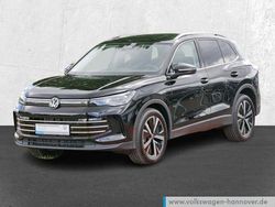 Schwarz Neu 2025 VW Tiguan Elegance SUV | 42.250 € (Fairer Preis)