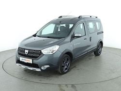 Grau Gebraucht 2017 Dacia Dokker Celebration Van | 12.280 € (Etwas zu teuer)
