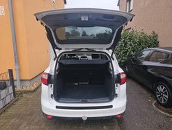 Weiß Gebraucht 2014 Ford C-MAX Titanium Van / Kleinbus | 7.000 € (Etwas zu teuer)