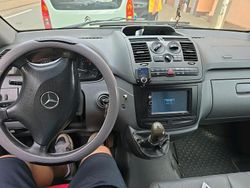 Schwarz Gebraucht 2006 Mercedes Vito Van / Kleinbus | 3.999 € (Guter Preis)