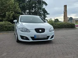Weiß Gebraucht 2012 Seat Leon Kleinwagen | 2.800 € (Fairer Preis)