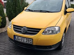 Gelb Gebraucht 2010 VW Fox Refresh Kleinwagen | 1.950 € (Guter Preis)