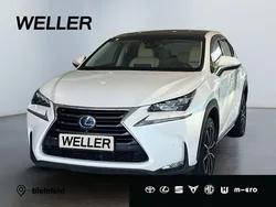 Weiss Gebraucht 2015 Lexus NX300h E-FOUR Luxury Line SUV | 26.790 € (Fairer Preis)
