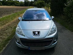 Silber Gebraucht 2011 Peugeot 207 Kleinwagen | 3.700 € (Fairer Preis)